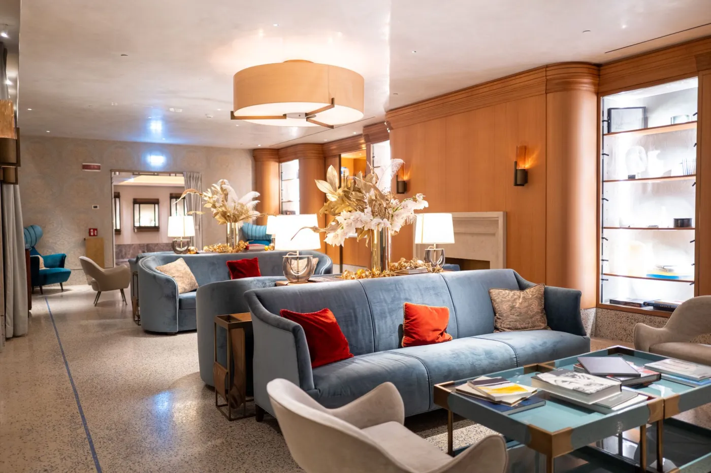 Private Residents' Lounge — reference photography